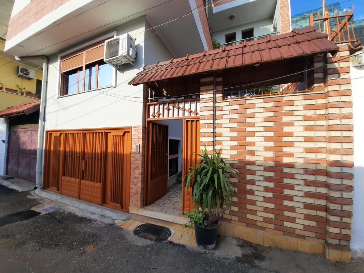 Villa 53 Τίρανα Εξωτερικό φωτογραφία